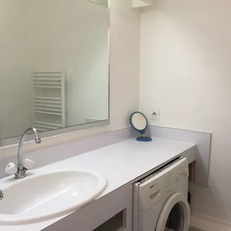 Apartament Les Terrasses De Marbella : Vacances Avec Terrasse Apercu Mer A 300m Des Plages Biarritz